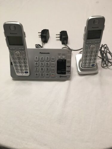 Panasonic KX-TGEA20 Cordless Phones With Charge Base And Answering Machine Works