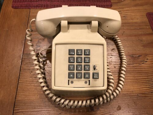 AMERIPHONE Telephone Deal Model AR-22 Model 2500-B Old School Pacific Bell Phone