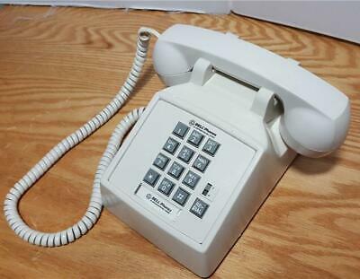 Bell Basic TT 51450 Push Button Single Line Corded White Desk Telephone Vintage