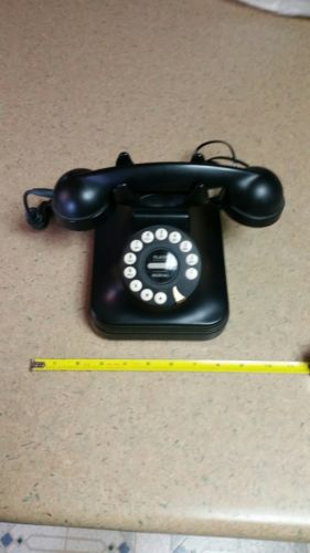 Retro 40s Style Black Grand Phone, Model LW 30416, Push Button