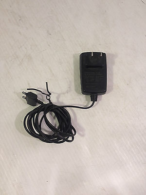 Sony Ericsson CST-60 CAA-0002002-US Cell Phone Standard Charger          #10