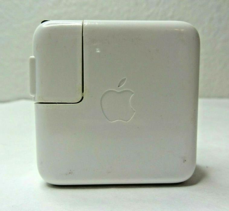 Apple Fire Wire Power Adapter for iPod white color