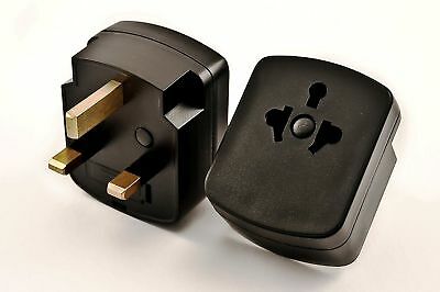 VCT VP20 US/Europe to UK 3-Prong Travel Outlet Plug Adapter with Fuse