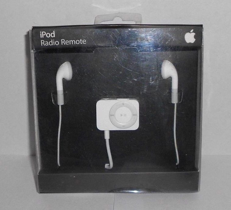 Apple Ipod Radio Remote MA070G/D and Earbuds