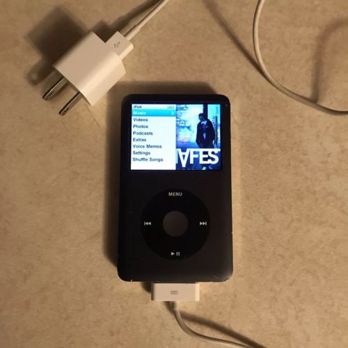 Apple iPod classic 6th Generation Black (160 GB)