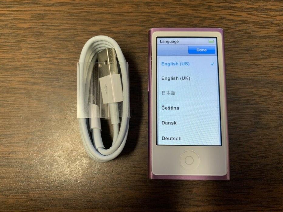 Apple iPod nano 7th Generation Purple (16 GB) Bundle