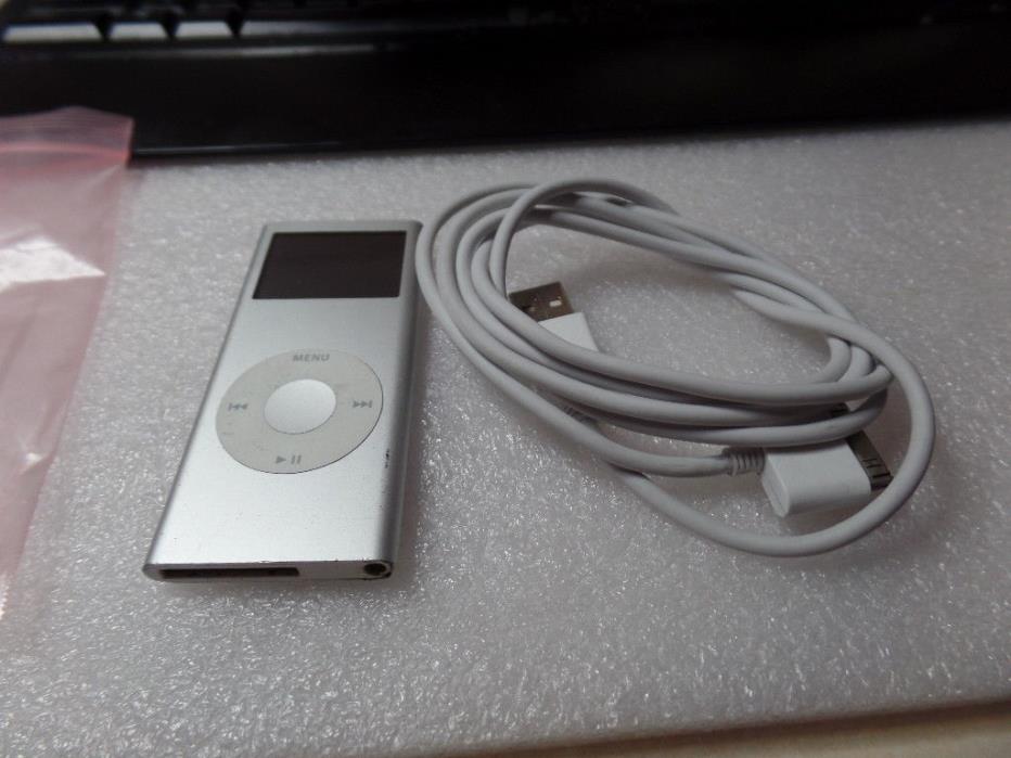 Apple iPod Nano A1199 2nd Gen 4GB