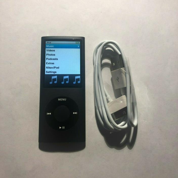 Apple iPod nano 4th Generation Black (16 GB) Bundle Excellent Condition!
