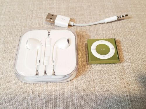 APPLE IPOD SHUFFLE A1373 with NEW APPLE EARBUDS BUNDLE