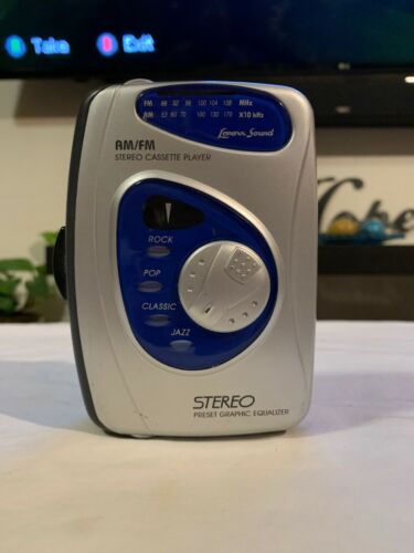 Lenoxx Sound Stereo Cassette Player  Model 1129 AM/FM Radio Portable Walkman