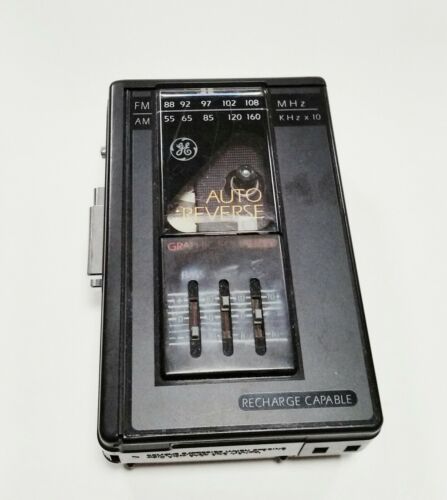 GE GENERAL ELECTRIC 3-5479A AM FM STEREO RADIO CASSETTE PLAYER W/ EQUALIZER