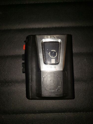 Sony TCM-16  Handheld Cassette Voice Recorder With Cassette