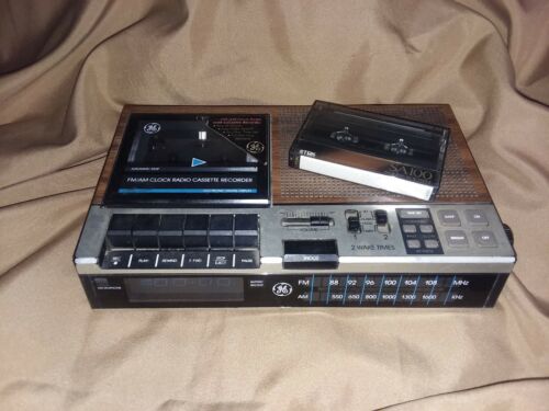 Vintage GE 7-4956B FM/AM Clock Radio Cassette Recorder Dual Alarm + Tape Works