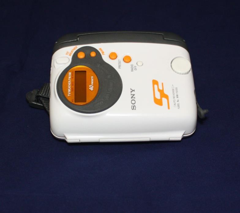 SONY WALKMAN TV/WEATHER/AM/FM AUTO REVERSE ORIGINAL HEADPHONES 1AA BATTERY
