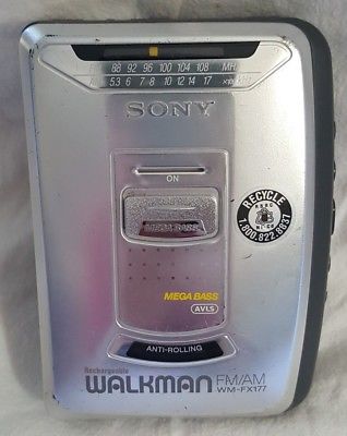 SONY WM-FX177 STEREO CASSETTE TAPE PLAYER WALKMAN AM / FM RADIO MEGA BASS WORKS