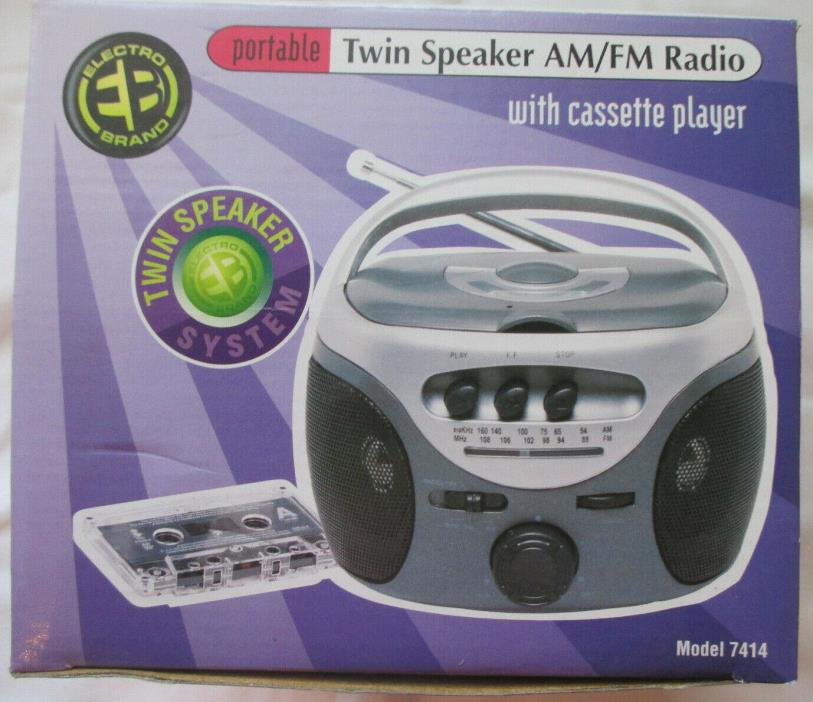 Electro Brand Portable AM/FM/Cassette Player Twin Speaker Model 7414 NIB