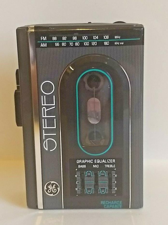 Vintage GE AMFM personal stereo radio cassette player 3-5474A