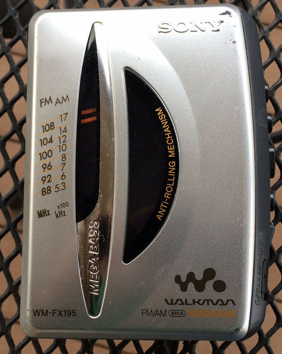 Walkman WM-FX195 Portable Cassette Player AM/FM Radio MegaBass