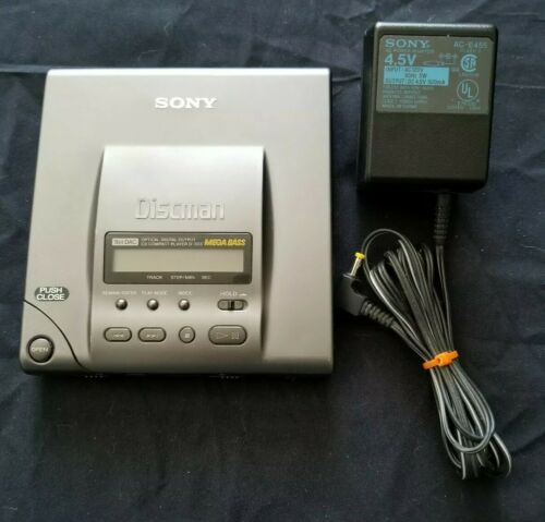 Sony CD Walkman Discman D303 D 303 working includes power supply