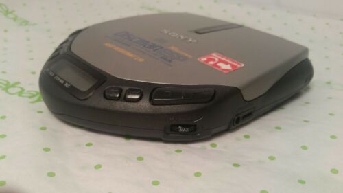 Sony CD Discman Walkman Model D-E301 ESP Protection MEGA BASS Heat resistant lid