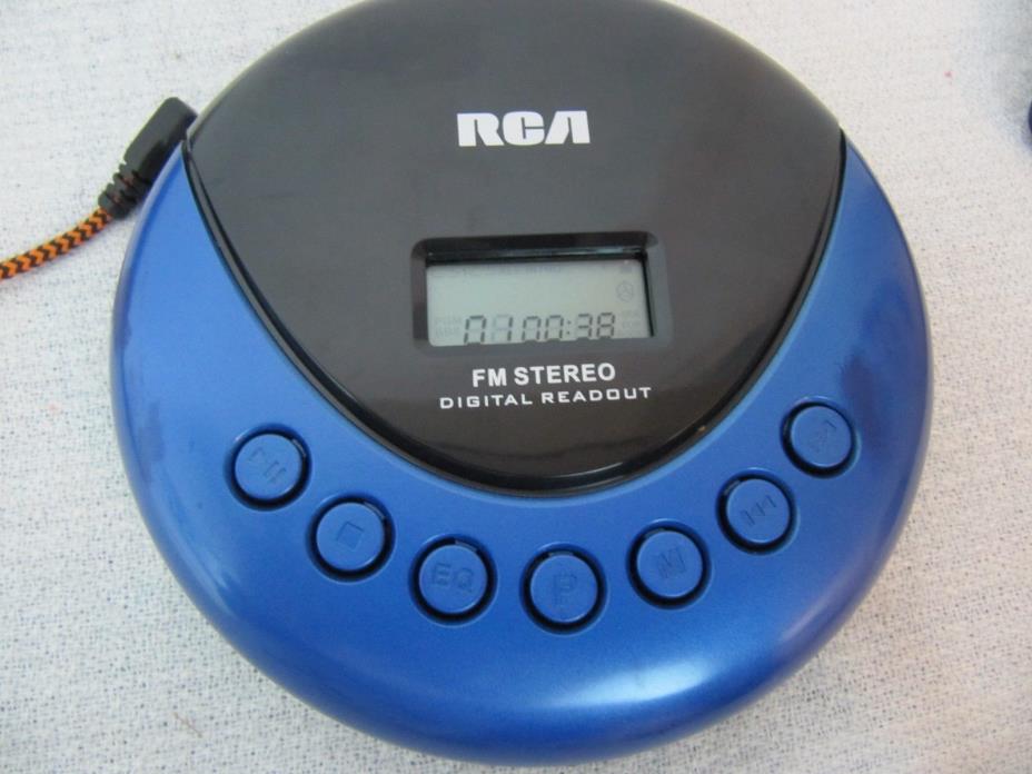 RCA  RP3013 PERSONAL CD PLAYER WITH FM RADIO-STEREO DIGITAL READ OUT