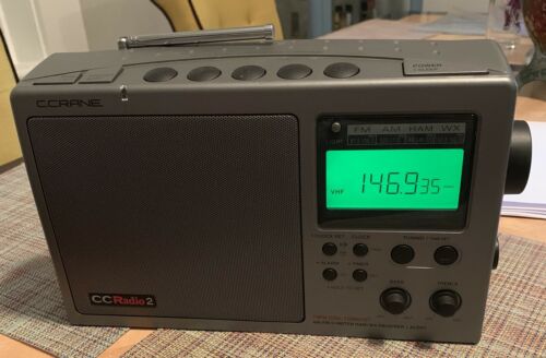 GREAT C. CRANE CC RADIO 2 AM FM 2 METER HAM WX RECEIVER + ALERT RADIO IN SILVER