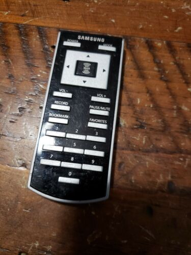USED Samsung Nexus XM Remote 25/50 Satellite Radio Remote W/ Battery