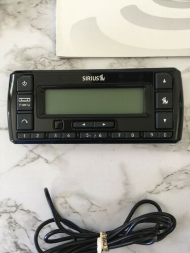 Sirius XM SSV7 Stratus 7 Satellite Radio Receiver with Vehicle Cradle Dock SXVD1