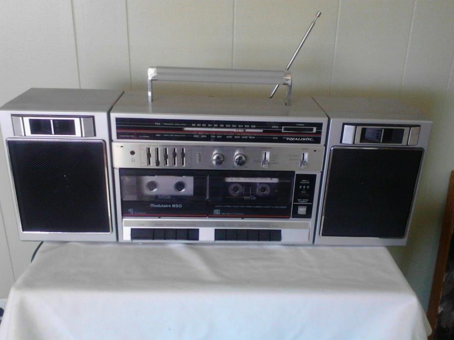 Vintage Realistic Modulaire 850 Dual Cassette AM/FM Radio 80's Boombox,