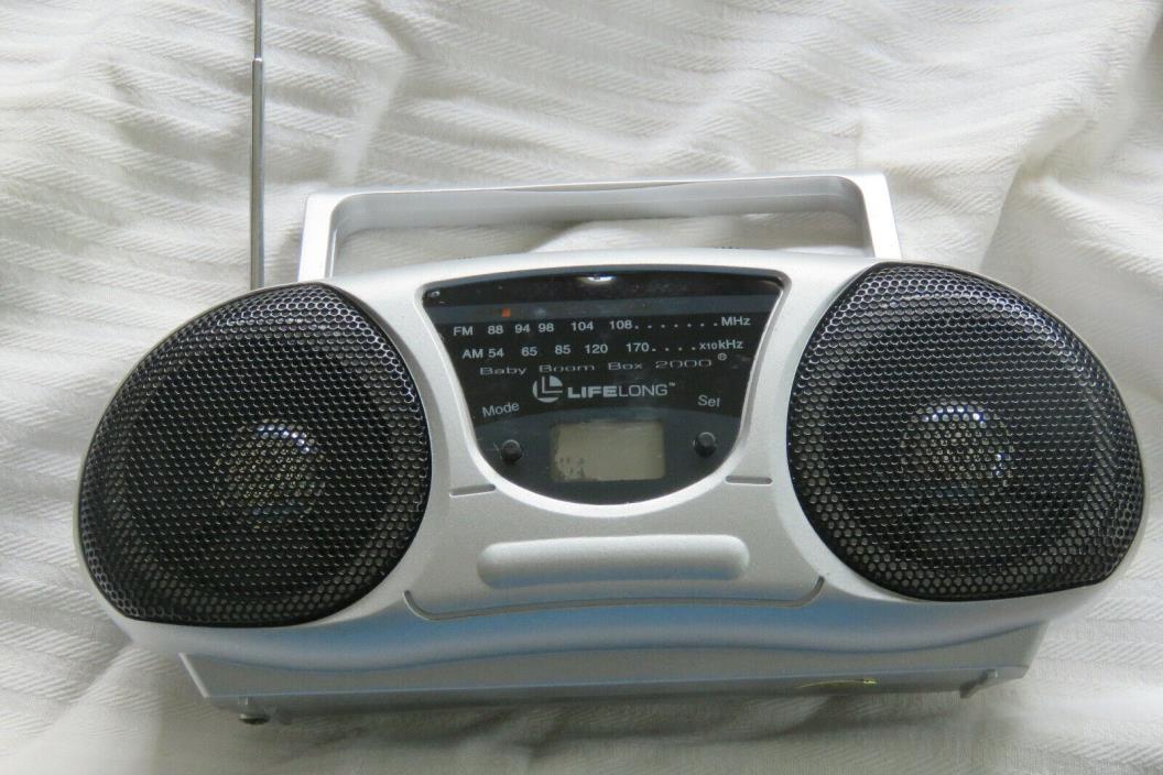 THE ORIGINAL mini BABY BOOM BOX AM/FM Portable RADIO 7.5