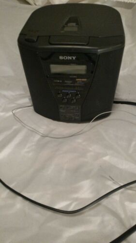sony am fm radio cd player radio works good but cant get the cd to play