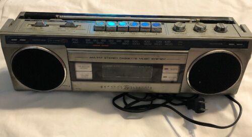 GE General Electric AM/FM Boombox Portable Stereo Cassette 3-5283B
