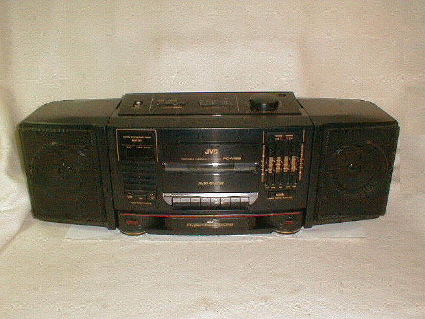 Vintage JVC boombox PC-V66 Exc Cond works cassette AM/FM Hyper Bass Sound 1980s