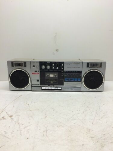 Toshiba AM FM Stereo Radio Cassette Recorder Boombox RT-SX2 for Repair/Parts