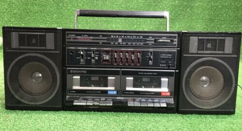 VTG Sanyo C35 Japan boombox ghettoblaster cassette radio Wow Input Jack Rare