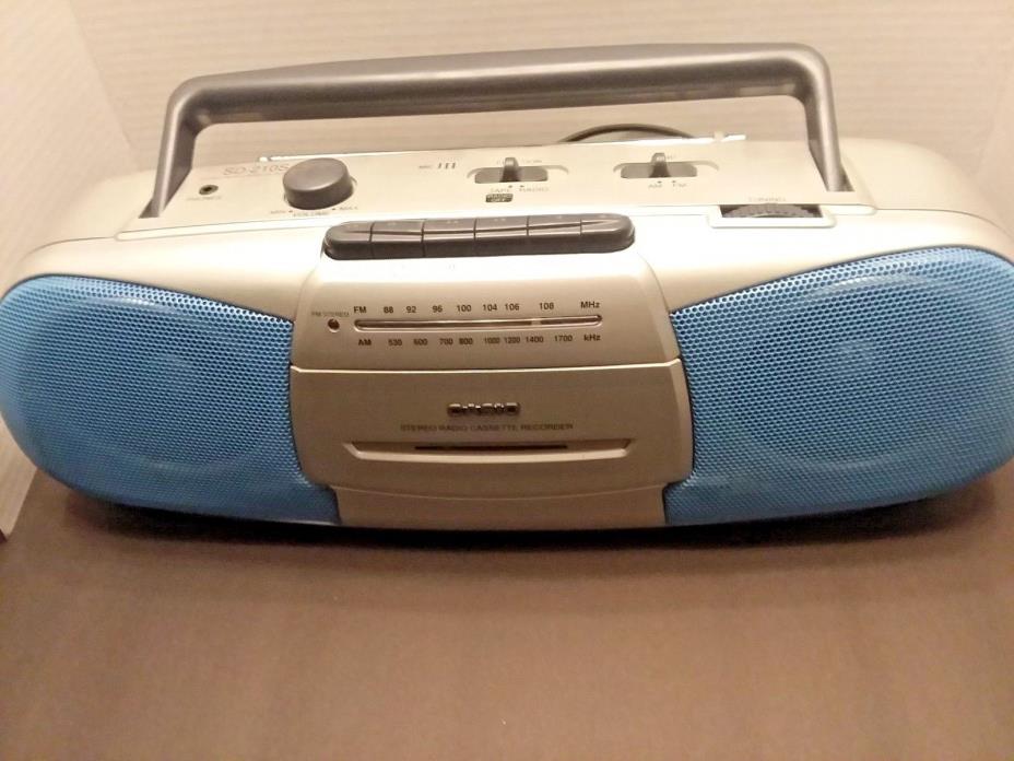 Casio AM/FM Portable Stereo Radio Cassette Recorder SD-210S