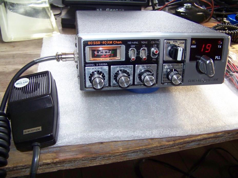 **CB RADIO** GE 3-5825A SSB***40***CHAN.***VERY RARE****( CHECK IT OUT )***