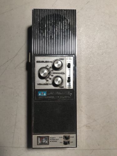 Vintage Midland Handheld CB Radio (Model 13-775) For Parts/Repair
