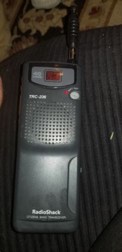 Pre-Owned RadioShack Citizens Band Transceiver TRC-236 Radio