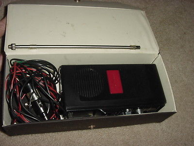 Realistic 40 Channel Emergency CB Radio System CB Transceiver TRC-412