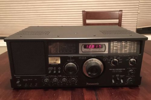Rare Panasonic RF-4800 10-Band Communications Receiver