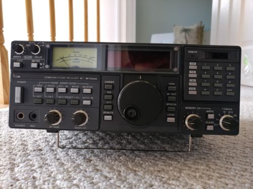 Icom IC-R7000 VHF/UHF Communications Receiver. Tested.