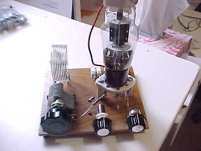 1625 SHORTWAVE REGEN RADIO (6.5 TO 12.00 MHZ)