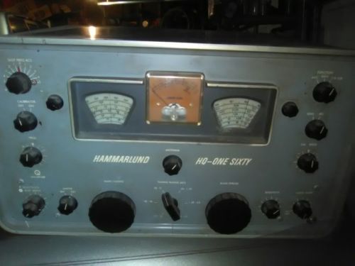 VINTAGE HAMMARLUND HQ-160 HAM RADIO with operating instructions