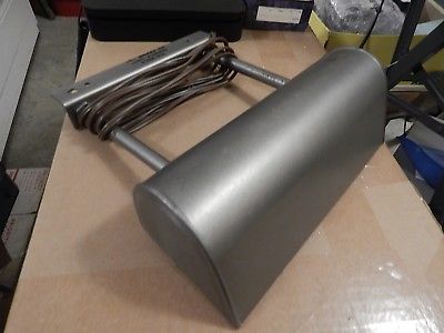 NOS RADIOMARINE 4U Console Frame D Console Lamp Assembly (uses regular bulbs)