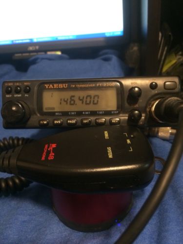 Working Yaesu FT-2200 or for parts - great little 2 meter mobile radio!