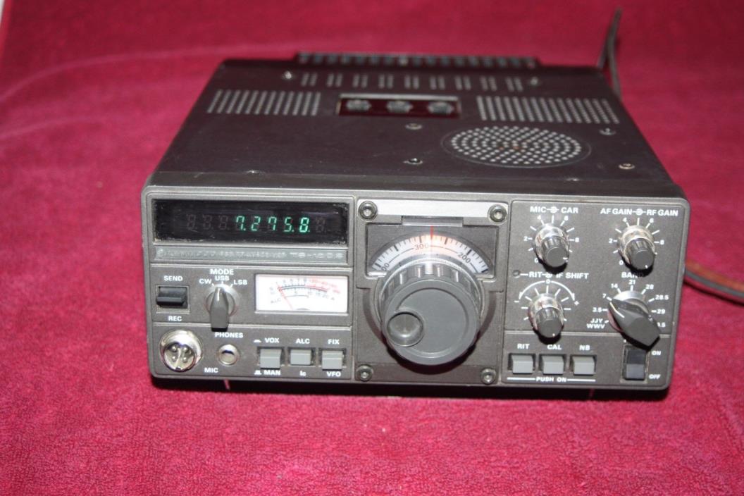 Kenwood TS-120S HF Ham Radio Transceiver -Powers Up - Lights Up