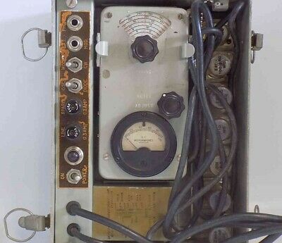 EXCELLENT MILITARY AN/PRM-10 2 MHz T0 400 MHz GRID DIP METER AND CASE