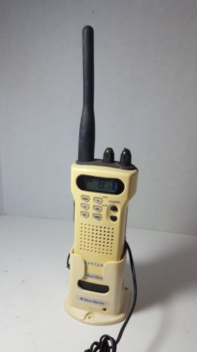Vintage West Marine Uniden Hand Held Santana Main Radio and Charger -works
