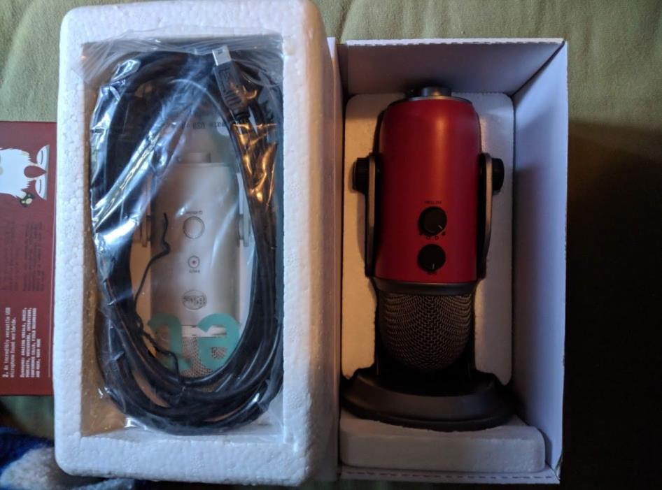 Blue Yeti Microphone - Assassin's Creed Origins Version (No Game Code)